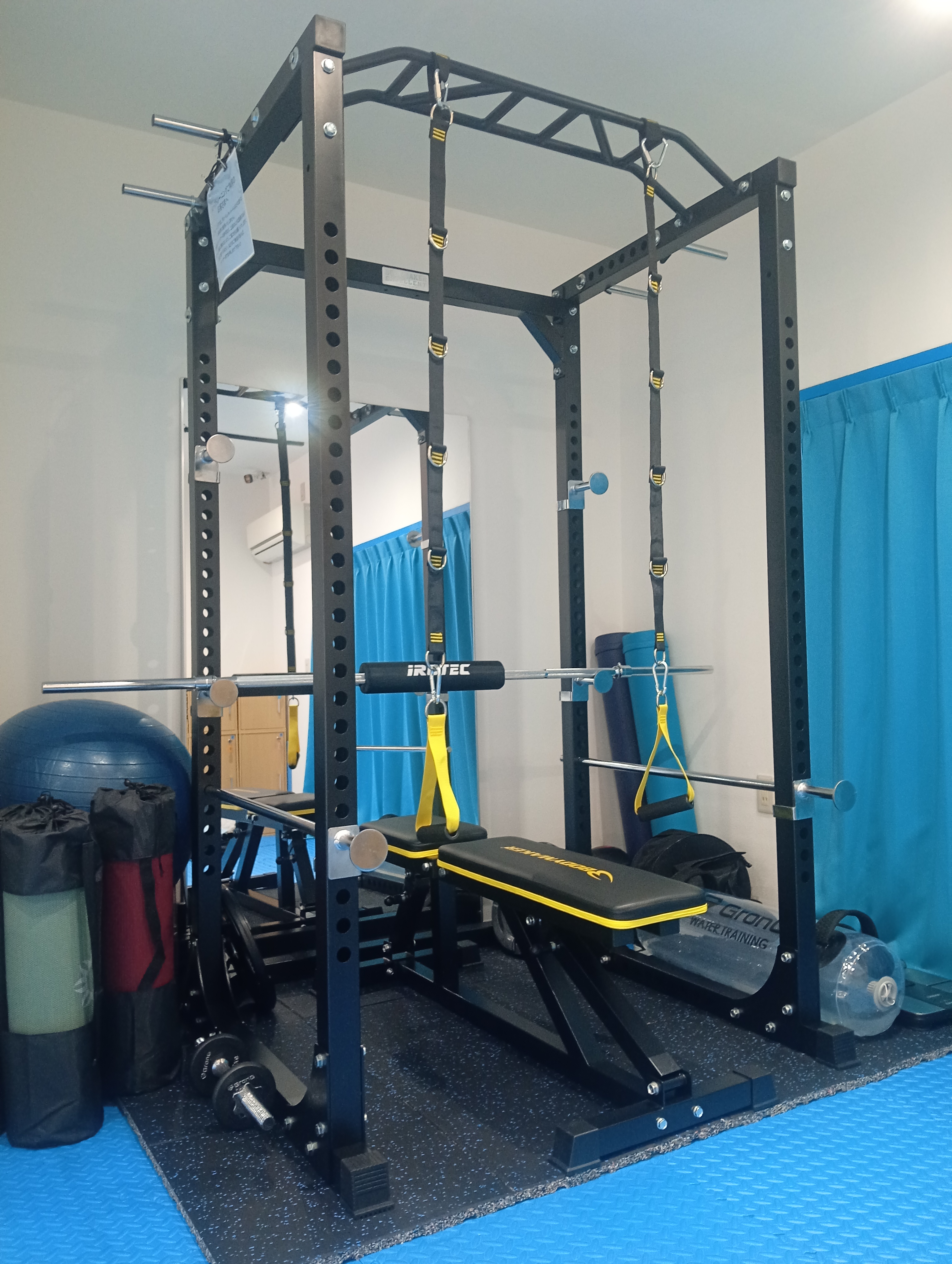 personal training gym blueのサブ写真２